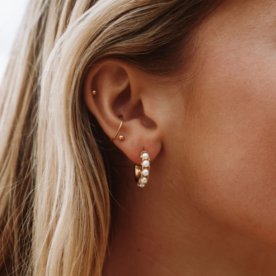 Atolea Jewelry Mini Pearl Huggie Hoop Earrings for Women - Dainty Gold Huggies Earrings with Pearls